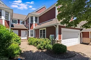 9 Rockhall Ct, Hardyston Township, NJ 07419 - Photo 2