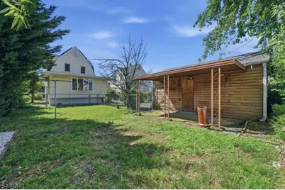 40-2 Dupont St, North Plainfield, NJ 07060 - Photo 12