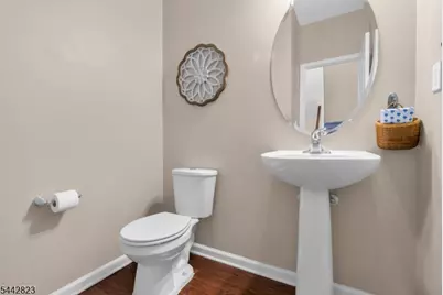 504 Lopez Ln, Morris Plains, NJ 07950 - Photo 12