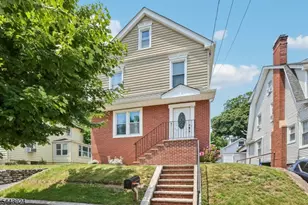 21 Birch St, West Orange Township, NJ 07052 - Photo 2
