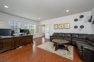 22 Hilltop Dr, North Caldwell, NJ 07006 - Photo 6