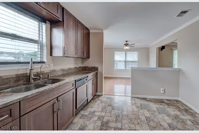 32 Rebecca Rd, East Hanover Township, NJ 07936 - Photo 10