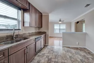 32 Rebecca Rd, East Hanover Township, NJ 07936 - Photo 10