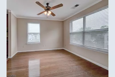 32 Rebecca Rd, East Hanover Township, NJ 07936 - Photo 8