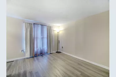 71 Ridge St #3, City Of Orange Twp., NJ 07050 - Photo 4