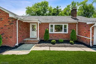 37 Barley Sheaf Rd, Raritan Township, NJ 08822 - Photo 2