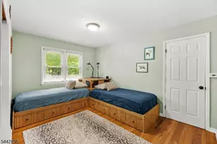 37 Barley Sheaf Rd, Raritan Township, NJ 08822 - Photo 24