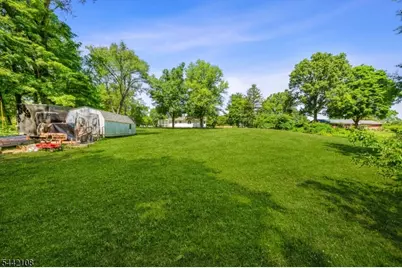 37 Barley Sheaf Rd, Raritan Township, NJ 08822 - Photo 34