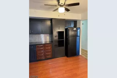 1017 Burnet Ave, Union Township, NJ 07083 - Photo 2