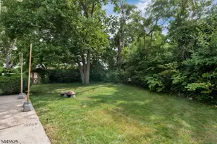 1017 Burnet Ave, Union Township, NJ 07083 - Photo 44