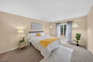 109 Michaels Ct, Woodbridge Township, NJ 07095 - Photo 12