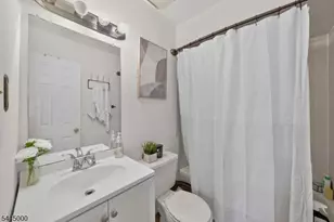 109 Michaels Ct, Woodbridge Township, NJ 07095 - Photo 20