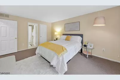 109 Michaels Ct #109, Woodbridge Township, NJ 07095 - Photo 18