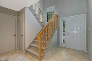 12 Carriage Pl, Edison, NJ 08820 - Photo 14