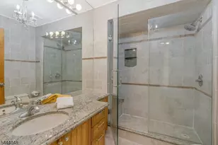 12 Carriage Pl, Edison, NJ 08820 - Photo 18