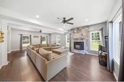 104 Haggerty Rd, Wantage, NJ 07461 - Photo 8