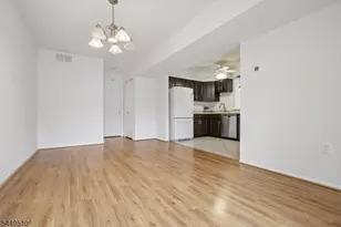 91 Cherrywood Dr, Franklin Township, NJ 08873 - Photo 12