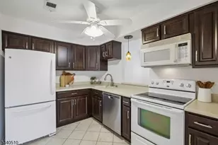 91 Cherrywood Dr, Franklin Township, NJ 08873 - Photo 14