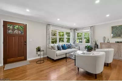 5 Raymond St, Chatham, NJ 07928 - Photo 2