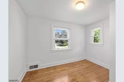 367 Essex Ave, Bloomfield, NJ 07003 - Photo 22