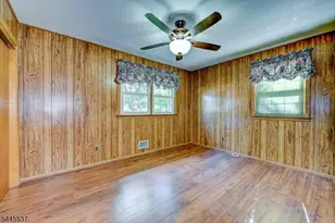 34 Lindstrom Dr, Hillsborough Township, NJ 08844 - Photo 22
