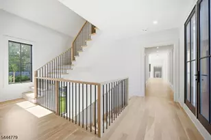 2 Spenser Dr, Millburn, NJ 07078 - Photo 20