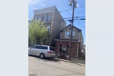 131 Delancy St, Newark, NJ 07105 - Photo 2