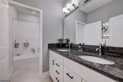 18 Hillandale Dr, Mendham Township, NJ 07931 - Photo 26