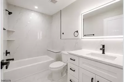 584 Plymouth Rd, Hillside, NJ 07205 - Photo 14