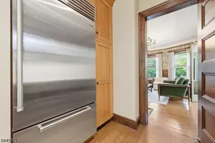 54 Myrtle Ave, Montclair, NJ 07042 - Photo 16