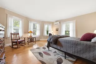 54 Myrtle Ave, Montclair, NJ 07042 - Photo 32