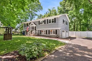 31 Orchard St, Mount Olive, NJ 07828 - Photo 2