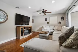 22 Summit Rd, Jefferson Township, NJ 07438 - Photo 4