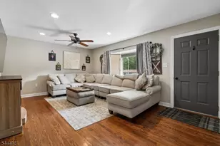 22 Summit Rd, Jefferson Township, NJ 07438 - Photo 6
