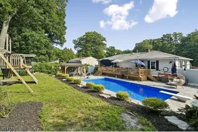 22 Summit Rd, Jefferson Township, NJ 07438 - Photo 32