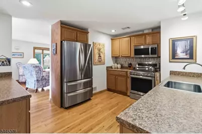 50 Warren St, Hanover Township, NJ 07981 - Photo 8
