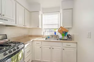 370 Claremont Ave, Montclair, NJ 07042 - Photo 4