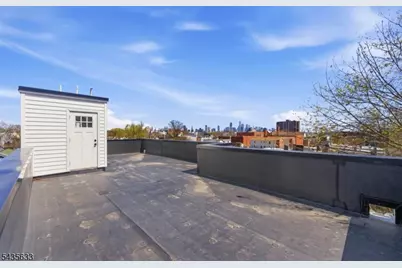 113.5 Oak St #2, Jersey City, NJ 07304 - Photo 14