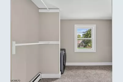 129 W Oak St, Bernards Township, NJ 07920 - Photo 38
