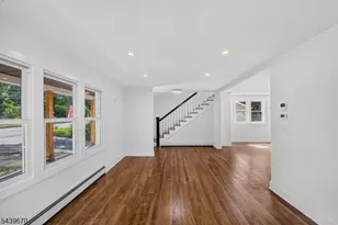 129 W Oak St, Bernards Township, NJ 07920 - Photo 8
