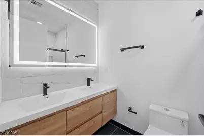 98 Western Ave, Jersey City, NJ 07307 - Photo 24