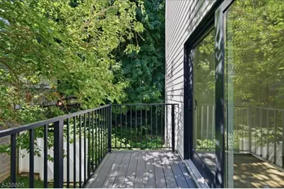 98 Western Ave, Jersey City, NJ 07307 - Photo 26