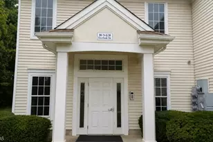 98 Overlook Dr, Lopatcong Township, NJ 08886 - Photo 2