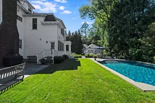 139 Gates Ave, Montclair, NJ 07042 - Photo 42