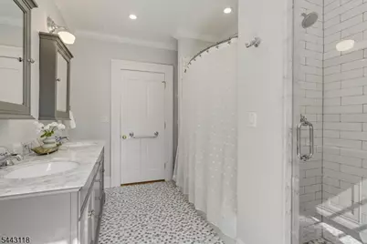 139 Gates Ave, Montclair, NJ 07042 - Photo 30