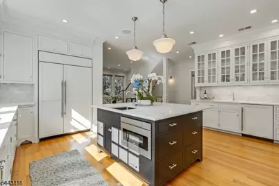 139 Gates Ave, Montclair, NJ 07042 - Photo 10