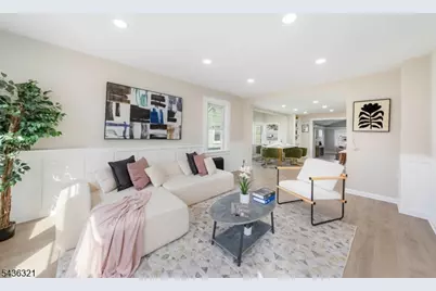 536 Spruce Ave, Garwood, NJ 07027 - Photo 4