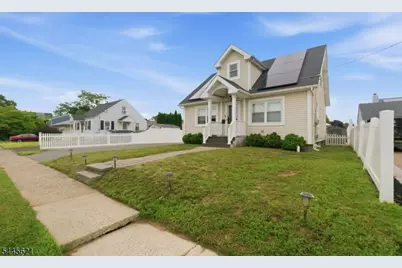 260 Edgewood Ter, South Bound Brook Boro, NJ 08880 - Photo 6