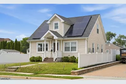 260 Edgewood Ter, South Bound Brook Boro, NJ 08880 - Photo 1