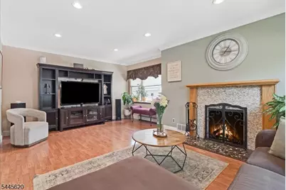 15 Oak St, Hillsdale, NJ 07642 - Photo 4
